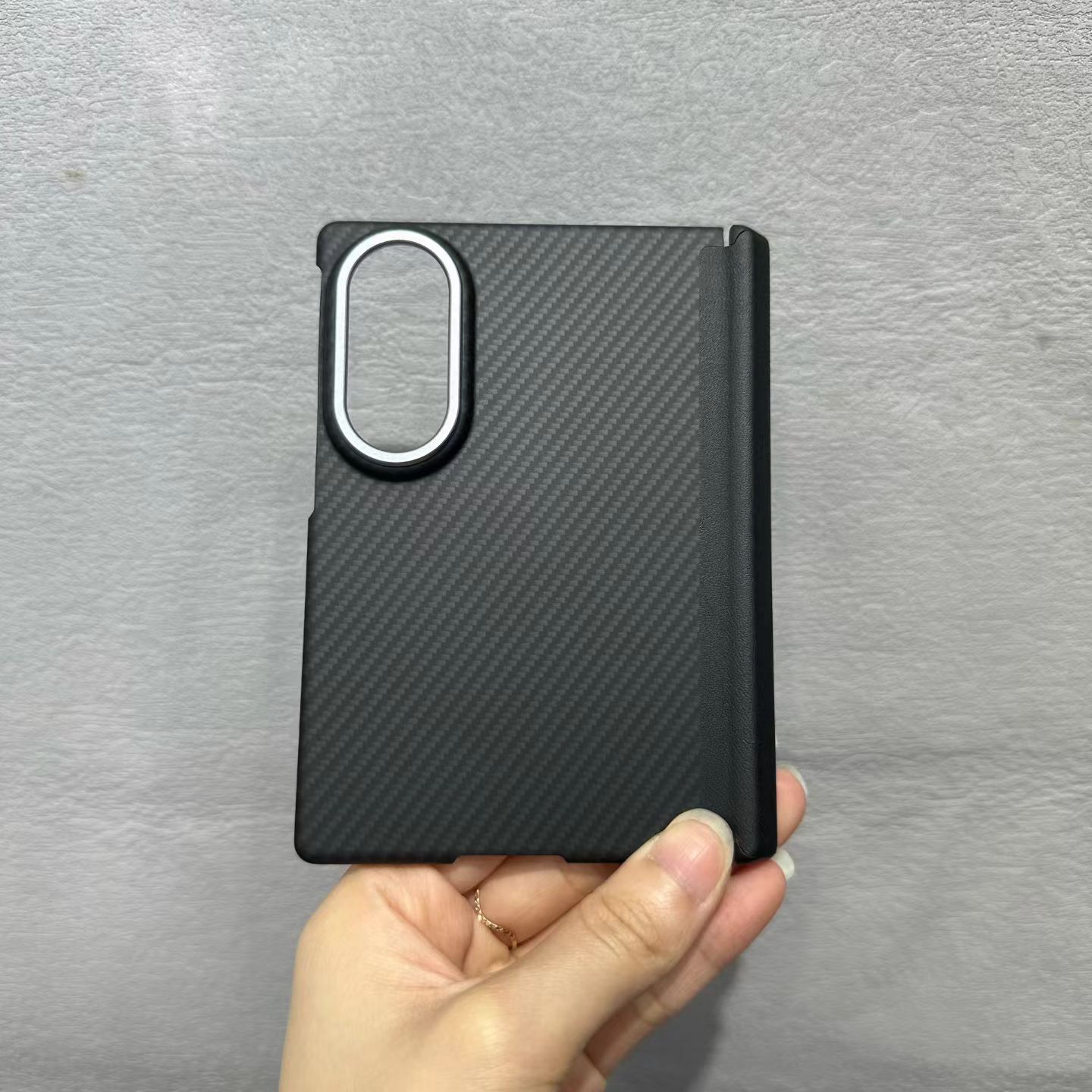 Aramid Carbon Fiber Magnetic S - đánh giá và giá Phone Cases Brand